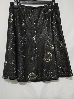 The Wrights Black Laser Cut Leather Floral Skirt Sz 6 Scalloped Hem Lined